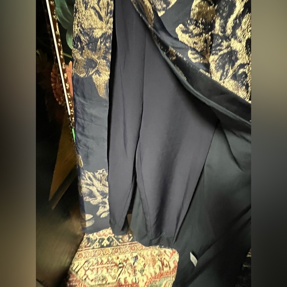 Kay Unger New York Floral Jacquard Jumpsuit, sz 14 - Picture 9 of 17